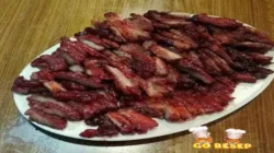 daging babi panggang dengan saus madu